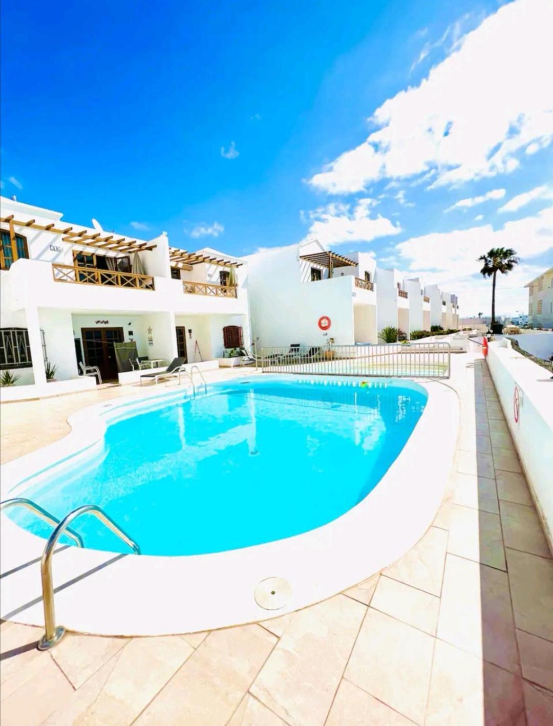 Heated Pools-200M Beach- Wifi Puerto del Carmen  Quarto foto